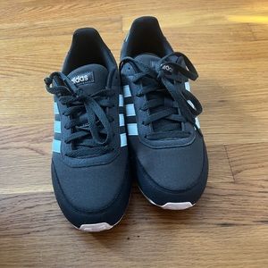 Adidas V Racer 2.0 Womens Tennis/Running Shoes